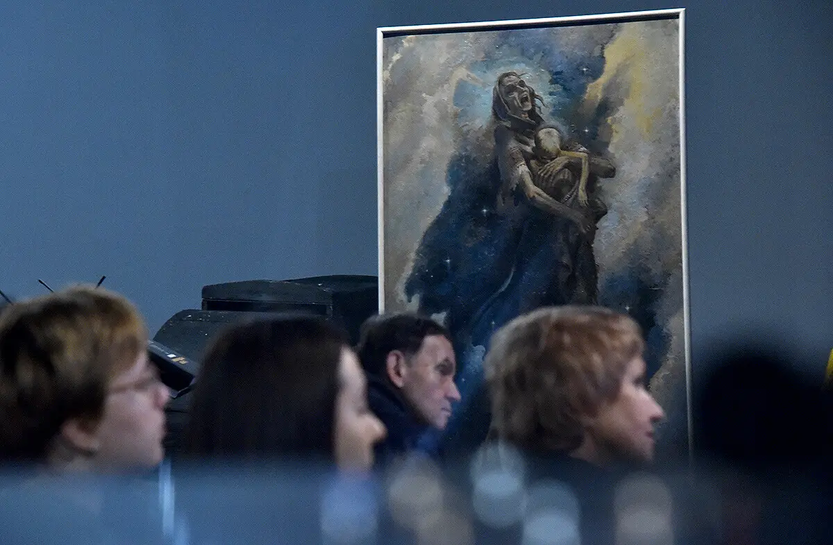 У Музеї Голодомору після реставрації презентували першу у світі картину про геноцид Рік 1933 7