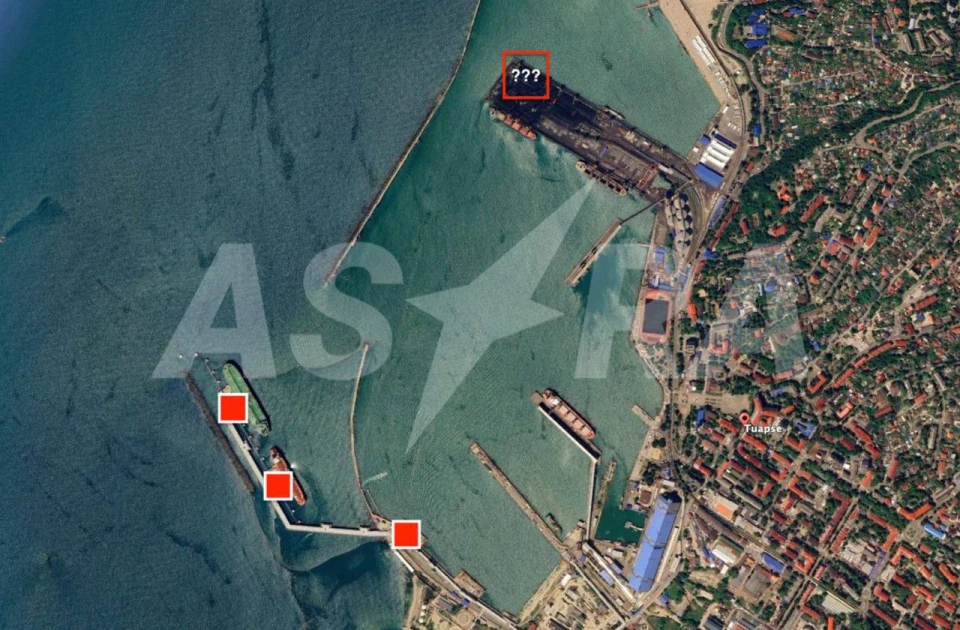 У Туапсе атаковано нафтоналивний термінал РФ на Чорному морі: які наслідки У Туапсе атаковано нафтоналивний термінал РФ на Чорному морі: які наслідки 2