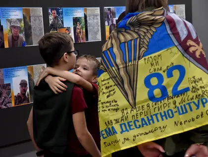 Виставка "Те, що болить" - у Києві презентували мистецький проєкт про особисті втрати на війні - фото 3