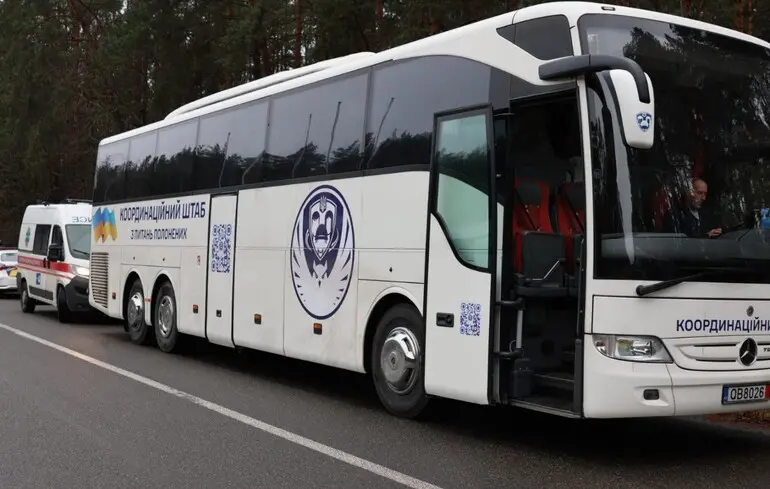 З Білорусі в Україну повернули 31 українця - новини України 1