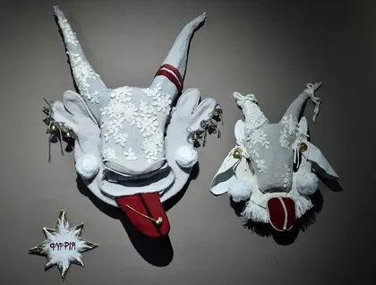 100 кіз Лесі Патоки - в Українському Домі відкрили виставку обрядових масок - фото 3