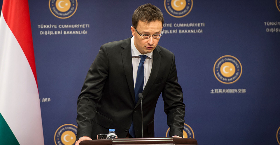 Глава МЗС Угорщини Сіярто 9 грудня прибув у Москву 1