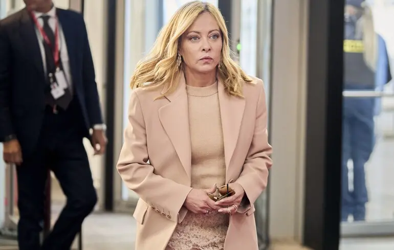 Переговори про мир - в Італії заявили про необхідність подальшого тиску на РФ 1