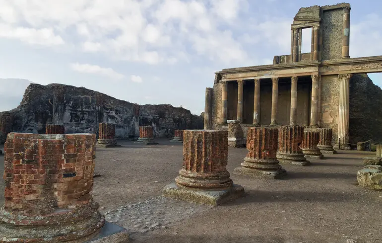 Що носили жителі Помпеїв - жертви Везувію були одягнені у вовняні плащі в серпні 1