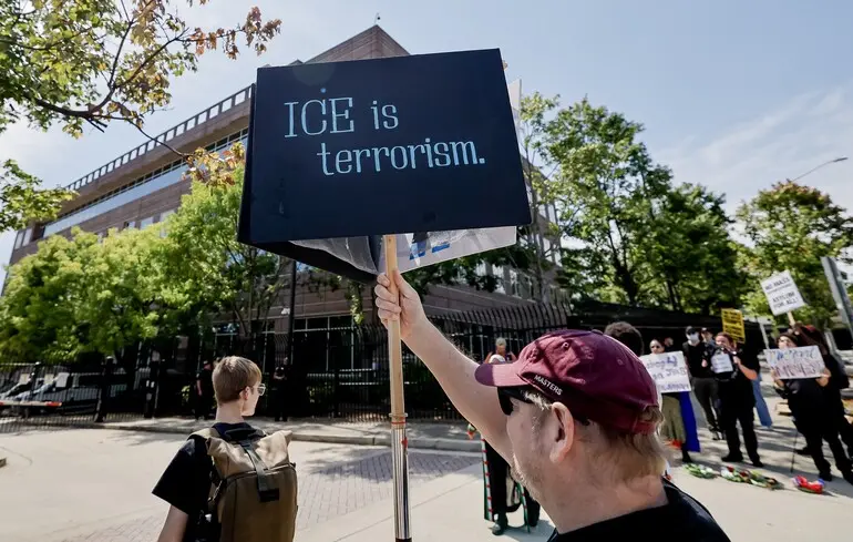 Склади для депортації мігрантів у США - План Трампа та ICE на 80 тисяч місць 1