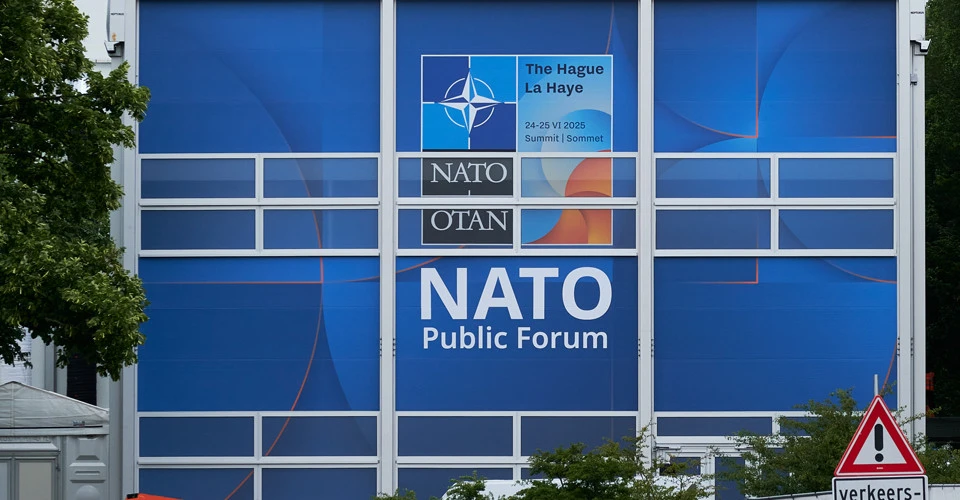 США вже не шукають компромісів стосовно миру та інші акценти світових ЗМІ 15 грудня 2