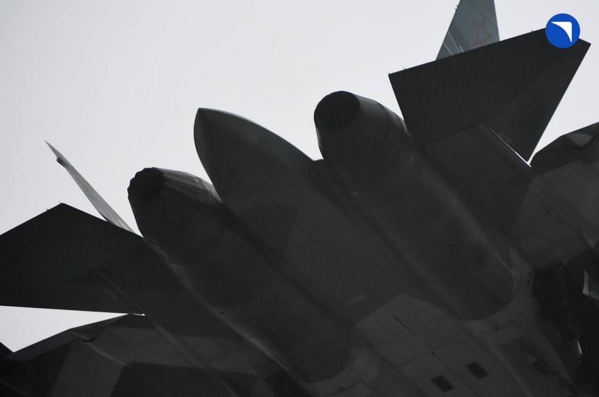 Су-57 вперше піднявся в небо з новим двигуном 'п&rsquo;ятого покоління'&lrm; (фото)