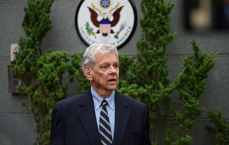 Трамп налагоджує зв'язки з Білоруссю - США зняли санкції з білоруського калію 1