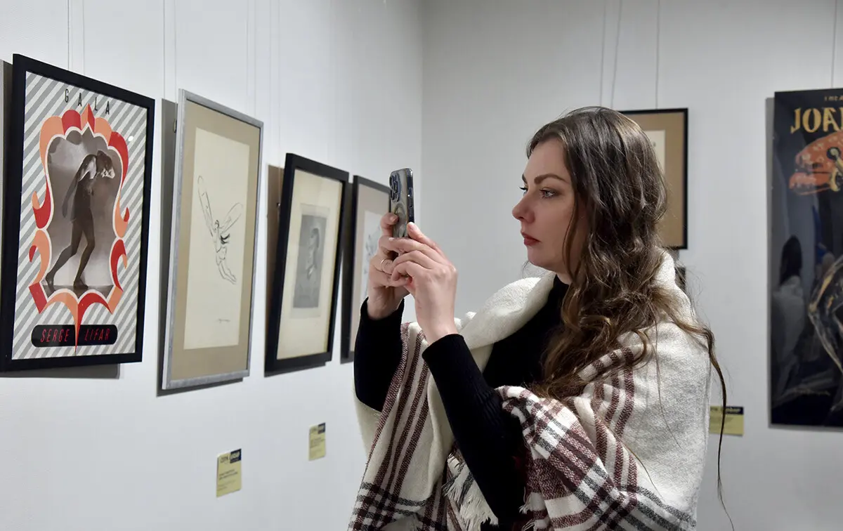 У столиці відкрилася масштабна виставка до 120-річчя легенди балету Сержа Лифаря - фото 14