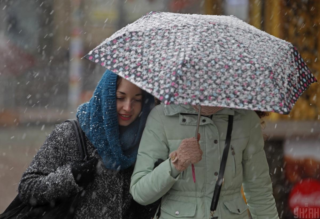 Завтра в Києві буде сильний мокрий сніг і дощ