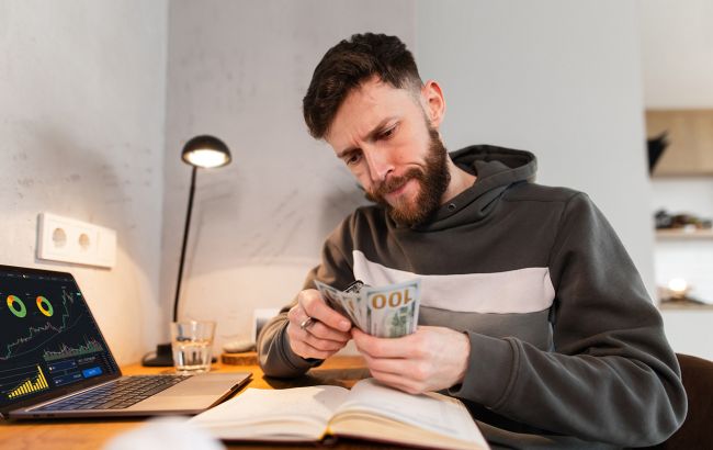 100 тисяч "тануть" під матрацом? Як зберегти гроші від інфляції у 2026 році 1