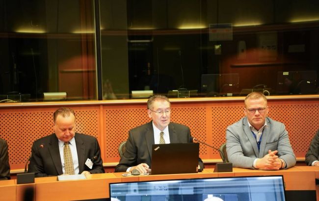 Американський екс-конгресмен розкритикував атаки на українських правників 1