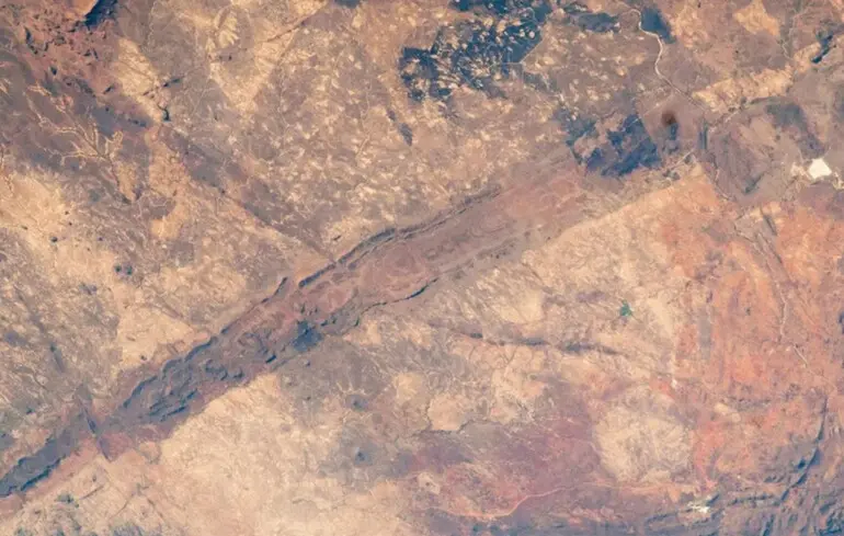 Астронавти зафіксували зображення Великої Дайки з космічного простору. 1