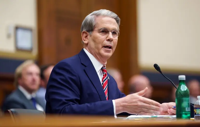 Бессент повідомив, чи планують Сполучені Штати запровадження нових санкцій щодо Російської Федерації. 1