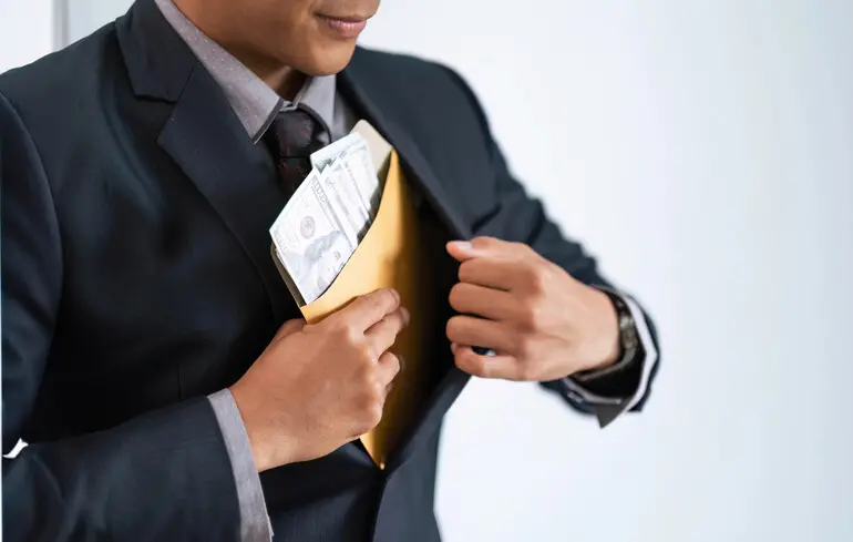 Депутати прагнуть отримати від Міжнародного валютного фонду послаблення обмежень для публічних осіб у рамках закону про податок на додану вартість для фізичних осіб-підприємців. 1