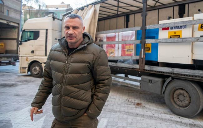 До теплових пунктів житлових будинків у Києві будуть підключені генератори, надані Європейським Союзом, повідомив Кличко. 1