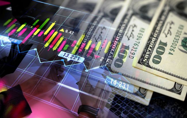 Долар падає, євро росте: який курс на 10 лютого і чому в касах ціни вищі 1