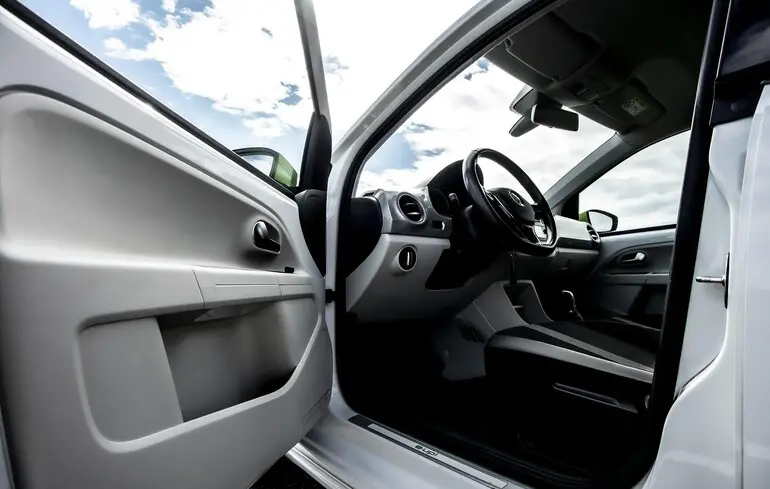 Дорожньо-транспортна пригода в Чорногорії - громадянин України потрапив у зіткнення з кортежем прем'єр-міністра. 1