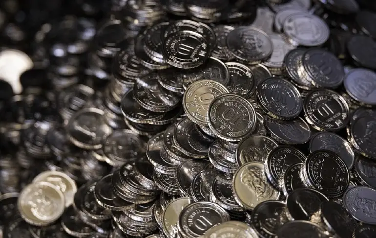 Гривні номіналами 1, 2, 5 та 10 вилучаються з обігу – де їх можна обміняти. 1