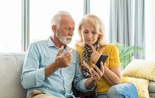 Як не втратити пенсію чи субсидію тим, хто за кордоном: ПФУ відповів на ключові питання 1