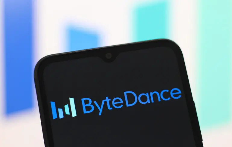 Компанія ByteDance представила Seedance 2.0 - відеогенератор, який став популярним у Китаї та отримав позитивні відгуки від Ілона Маска. 1