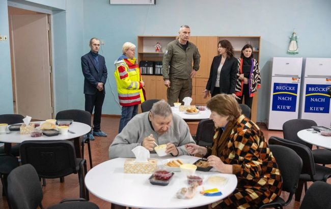 Куди переселяють киян за відсутності тепла: Кличко показав умови проживання 1