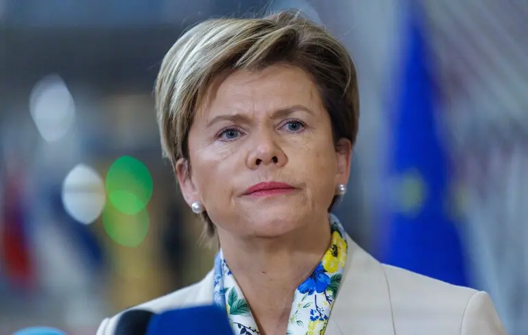 Латвія надає підтримку Україні, передаючи розібрану теплову електростанцію та систему протиповітряної оборони. 1