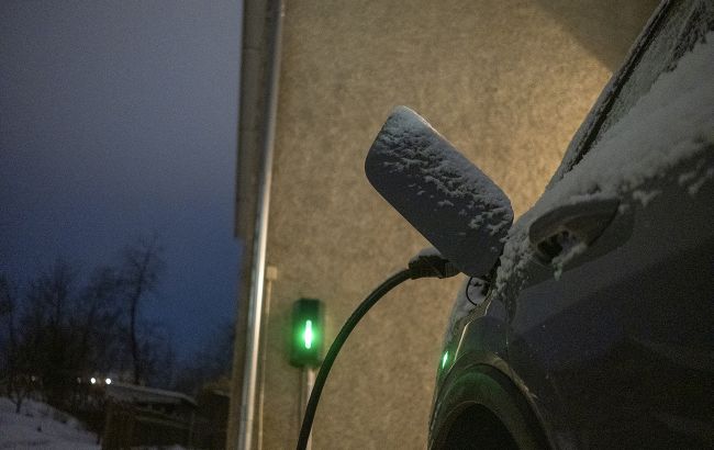 Маєте електромобіль, але живете в квартирі? Як заряджати його вдома безпечно й законно 1