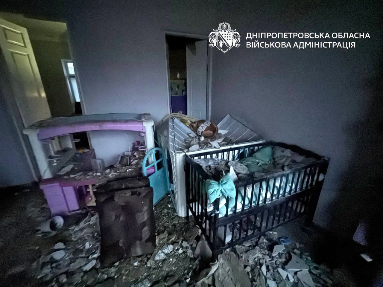 Наслідки удару по Дніпру: серед поранених немовля, пошкоджено будинки та дитсадок (фото) 2