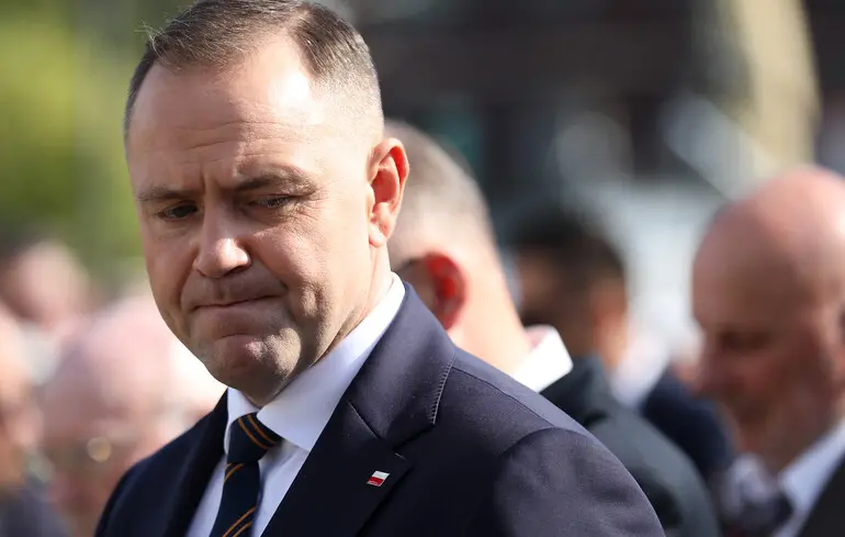 Навроцький виступив із закликом до розробки ядерної зброї в Польщі в контексті ситуації в Європі. Навроцький виступив із закликом до розробки ядерної зброї в Польщі в контексті ситуації в Європі. 1