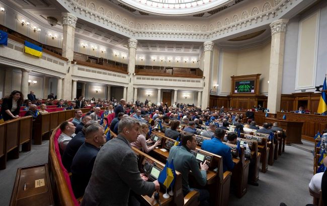 Отруєння у Раді не було: що насправді "скосило" нардепів 1
