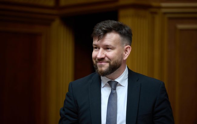 Пенсії зростуть на 2 595 гривень, але не для всіх: бліц з Улютіним про індексацію в березні 1