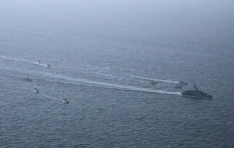 Переговори між США та Іраном - Тегеран частково перекрив Ормузьку протоку: причини. 1