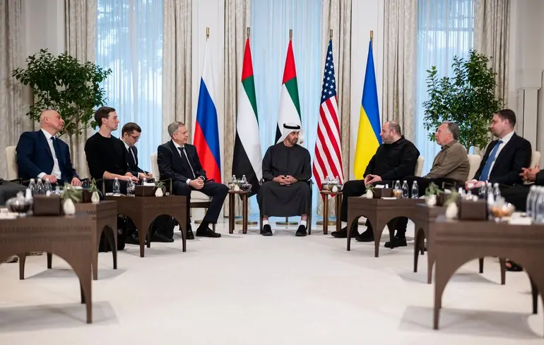 Переговори в Абу-Дабі - українська делегація прибула до Об'єднаних Арабських Еміратів. 1