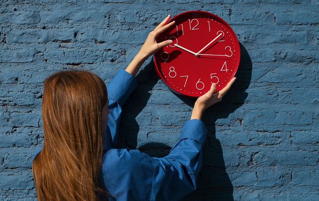 Переведення годинників 2026: точна дата, коли Україна перейде на літній час 1