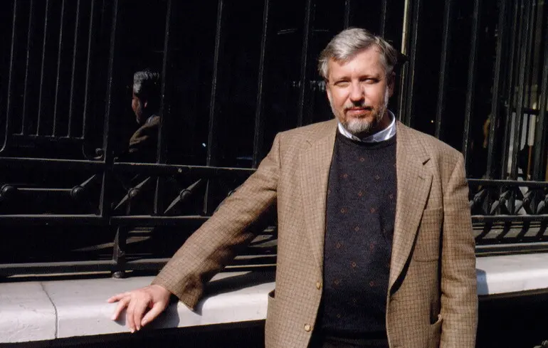 Помер видатний творець космічних епопей - Ден Сіммонс помер у США 1