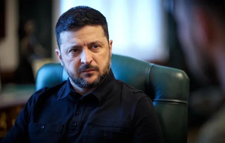 Президент України Володимир Зеленський повідомив про проведення зустрічі з представниками Російської Федерації та окреслив теми, які будуть обговорені під час наступних переговорів. 1