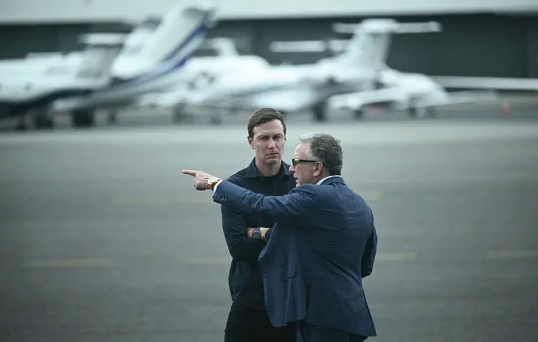 Рішення президента США щодо можливих ударів по Тегерану залежатиме від кількох факторів, пов'язаних із ситуацією в Ірані. 1