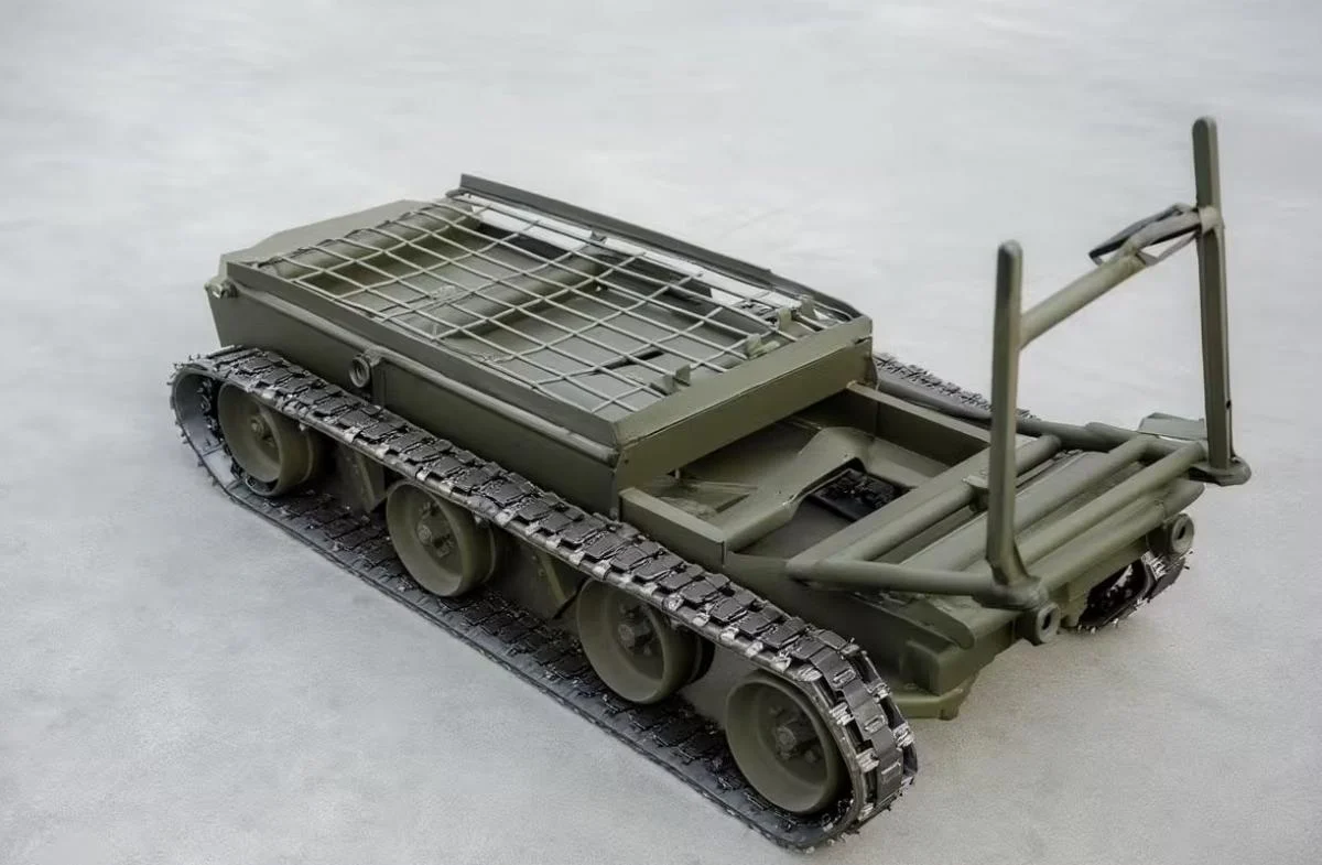 Росія створить гусеничний "авіаносець" для дронів