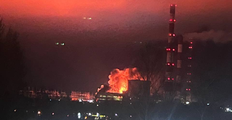 Росія поновлює експорт бензину внаслідок зниження кількості українських нападів. 1