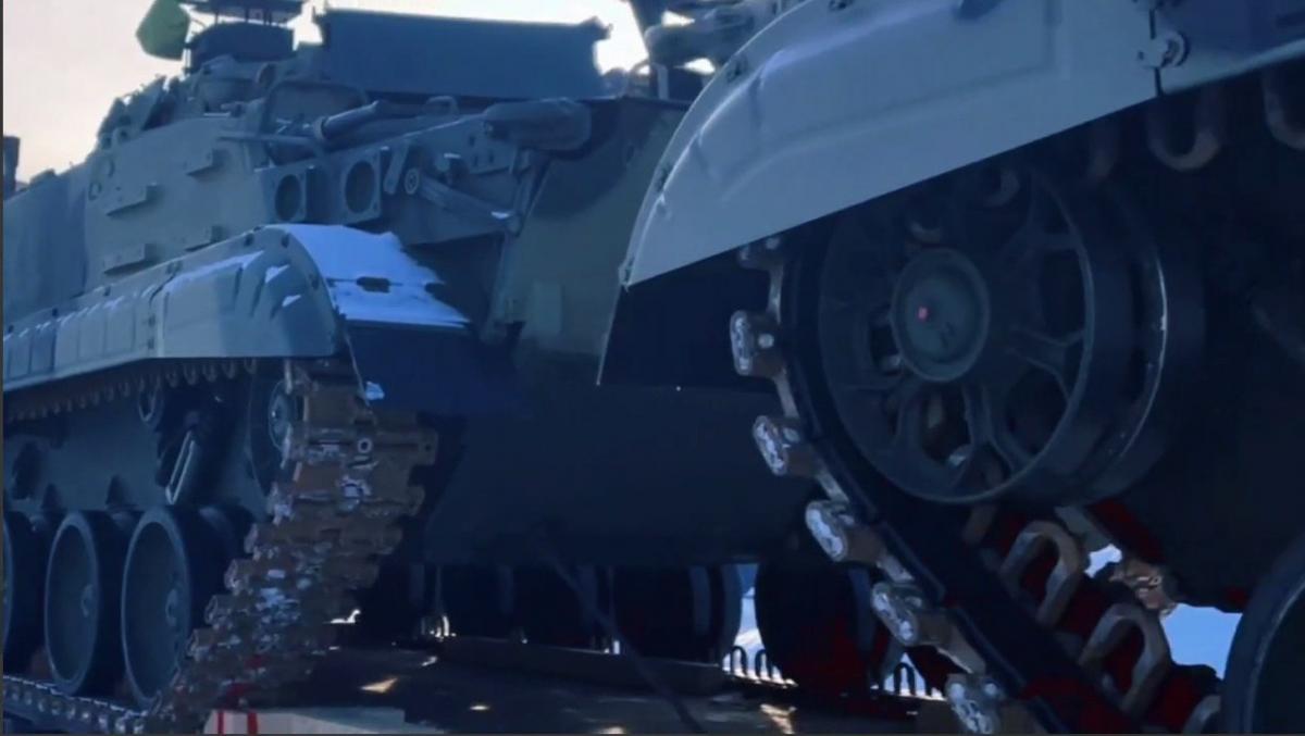 Російська армія отримала нову партію вдосконалених БМП (відео)
