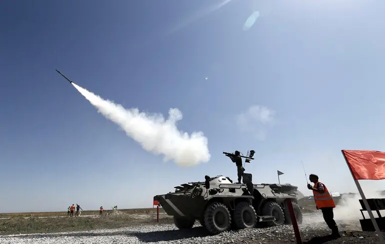 Російська Федерація підписала контракт з Іраном на постачання тисяч ракет для зенітних ракетних комплексів «Верба», повідомляє Financial Times. 1