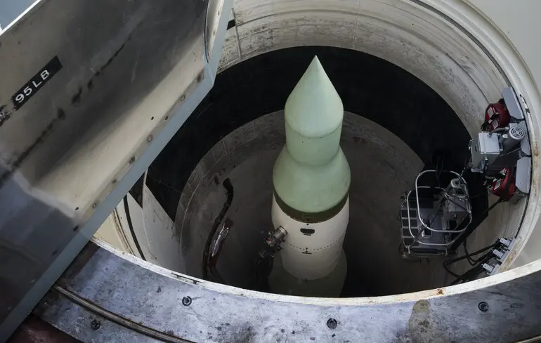 Російські джерела стверджують, що ядерну зброю планують передати Україні. 1