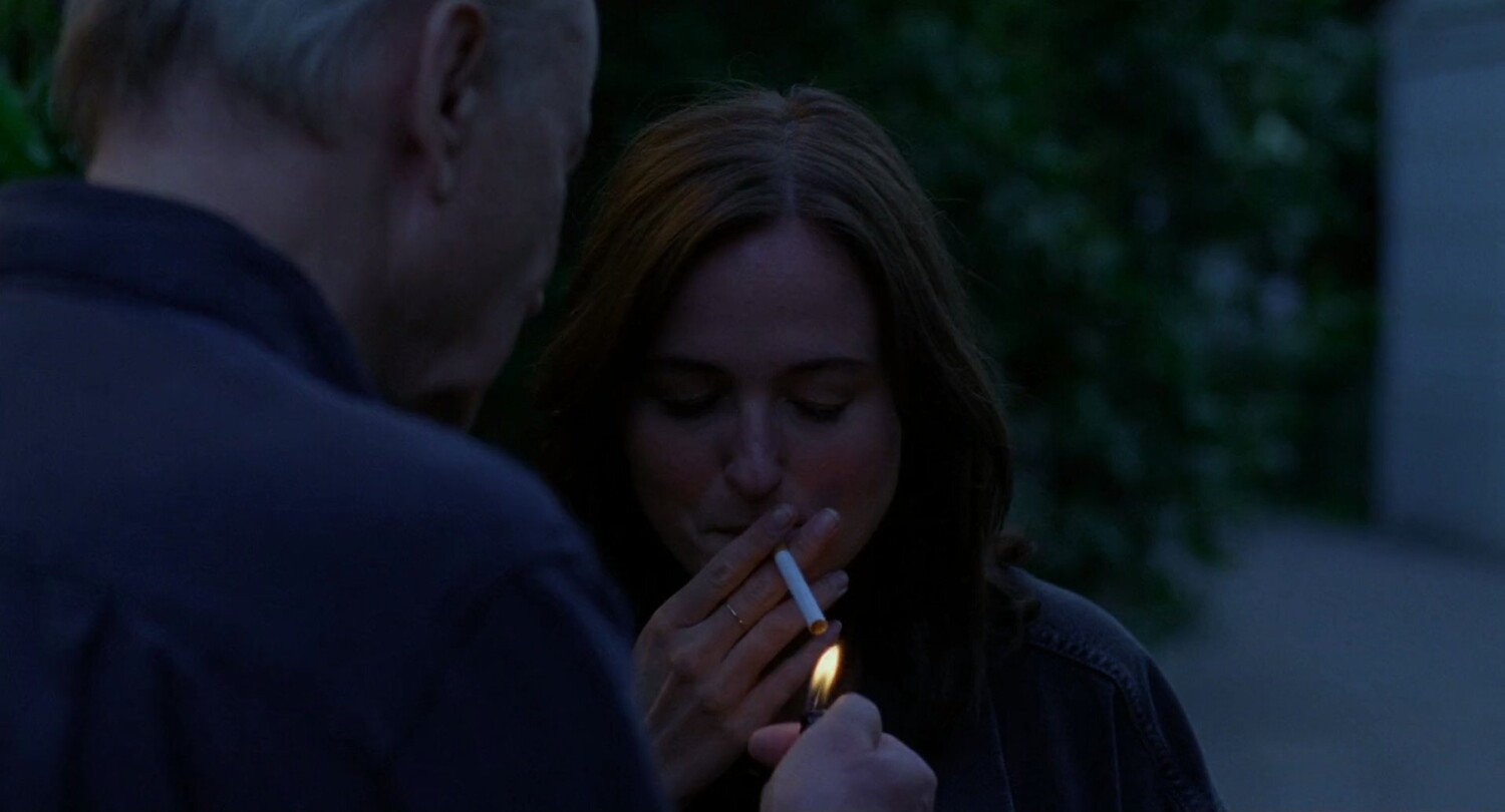 Сентиментальна цінність та Батько, мати, сестра, брат - Чому сім'ї обирають дистанцію, а не примирення 9