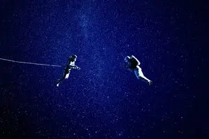 Сентиментальна цінність та Батько, мати, сестра, брат - Чому сім'ї обирають дистанцію, а не примирення 10