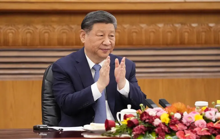 Сі мав дипломатичні зустрічі з Путіним і Трампом в один день - що це може означати? 1