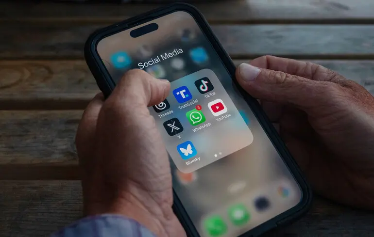 Threads отримав можливість взаємодії з алгоритмом – користувачі тепер можуть безпосередньо налаштовувати свою стрічку. 1