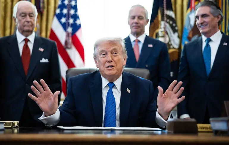 Трамп висловився щодо можливості свого переобрання на третій президентський термін. 1