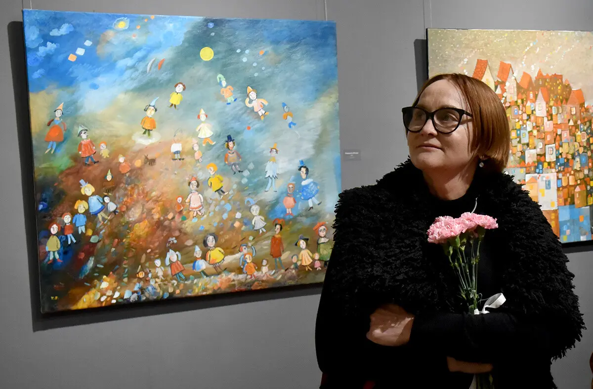 У Київській картинній галереї відкрилась виставка Люди художника Темо Свірелі 4