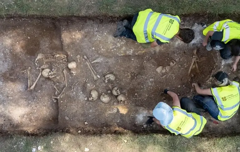 У похованні вікінгів виявили рештки гіганта – що дослідники виявили та яку процедуру виконали в минулому. 1